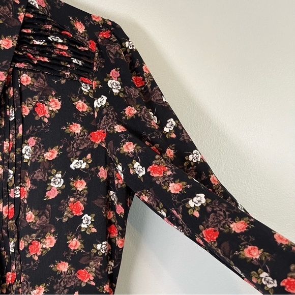 GUESS Women's Scarlett Ditsy Floral Print Bowtie Romper Jumpsuit Sz 4 Y2K - Picture 7 of 16